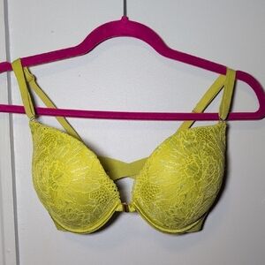 💥3/65$💥 La SENZA Vibrant Lace Bra in Lime